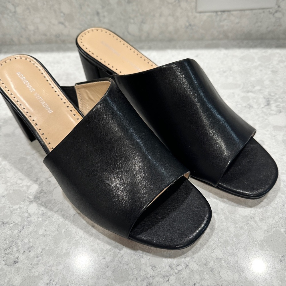 Adrienne Vittadini Black Leather Mules